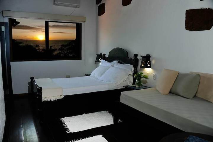 Room 4 of 38