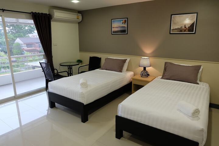 Room 7 of 26