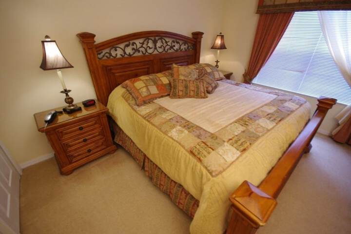 Room 6 of 46