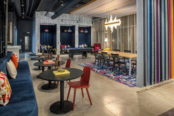 Guest Lobby