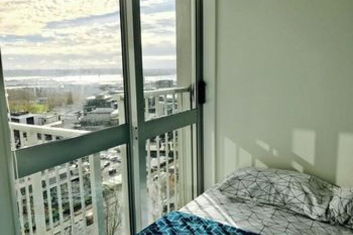 Room 3 of 21