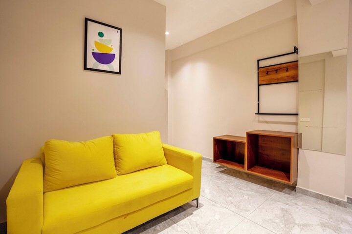 Room 9 of 26