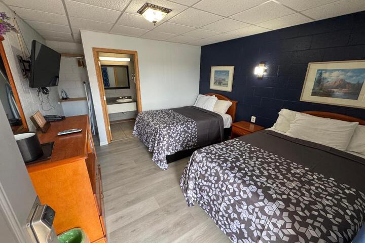 Sleep-ees Inn Saginaw &  Frankenmuth in Saginaw, MI