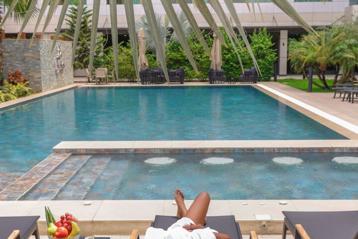 Pool 18 of 27