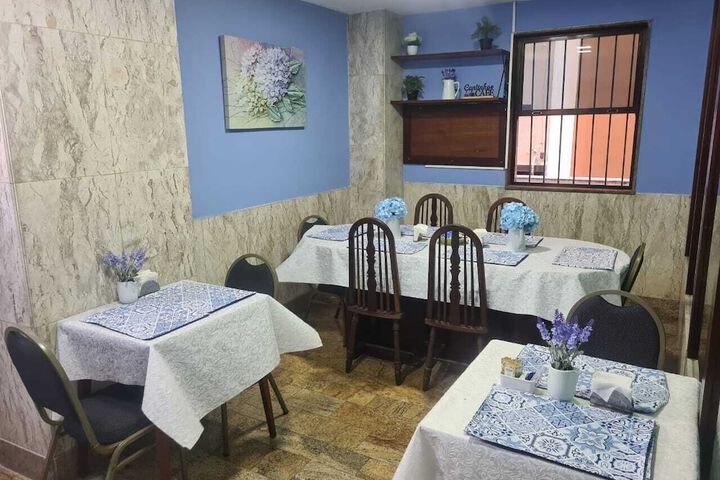 Dining 21 of 29