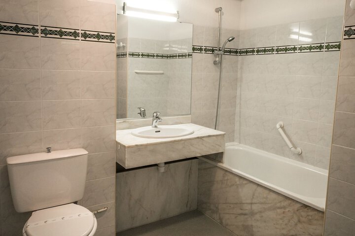 Bath Interior
