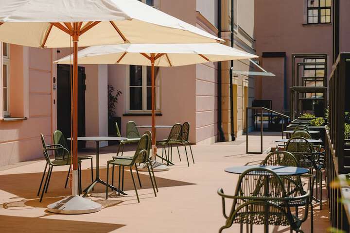 Terrace/Patio 17 of 49