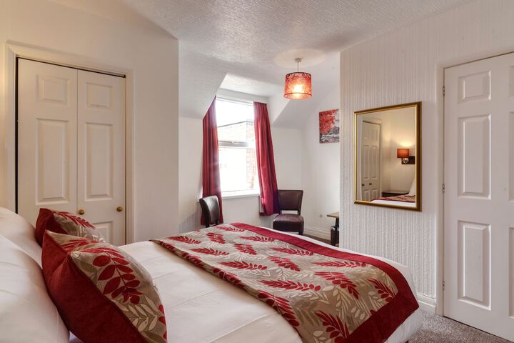 Room 17 of 49