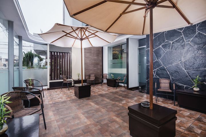 Terrace/Patio 44 of 45