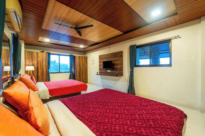 Room 27 of 55