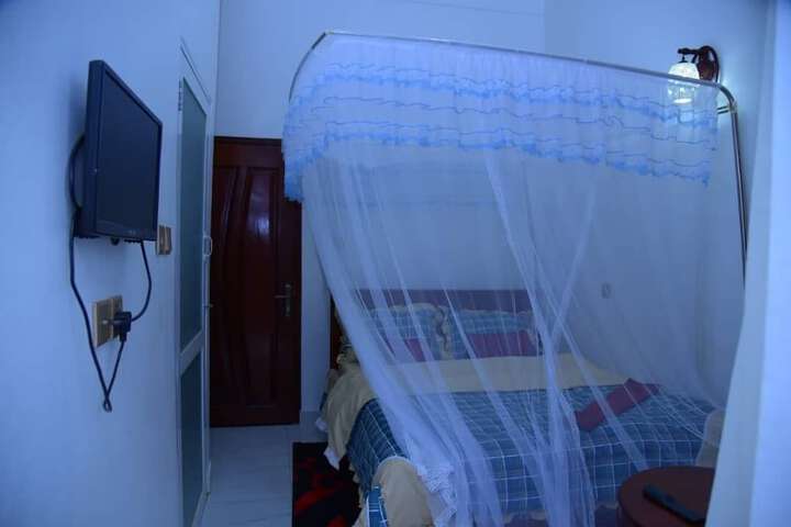 Room 10 of 69
