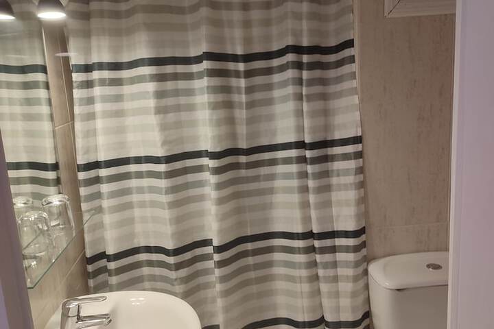 Room 81 of 86