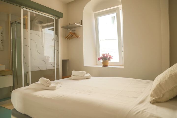 Room 14 of 35