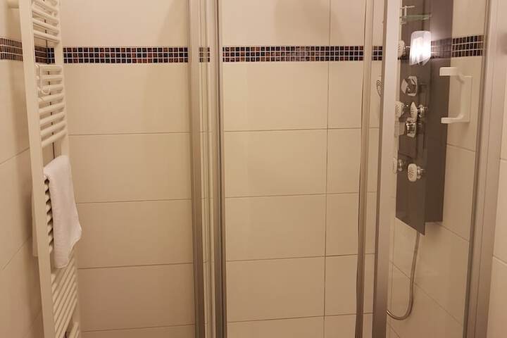 Room 30 of 52