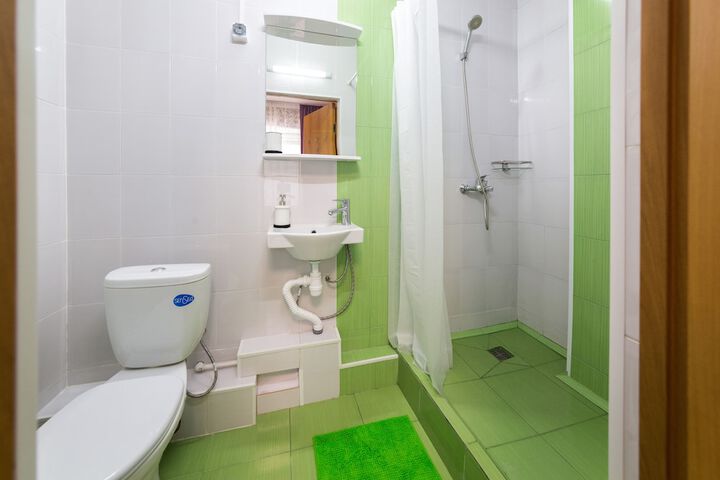 Room 8 of 24