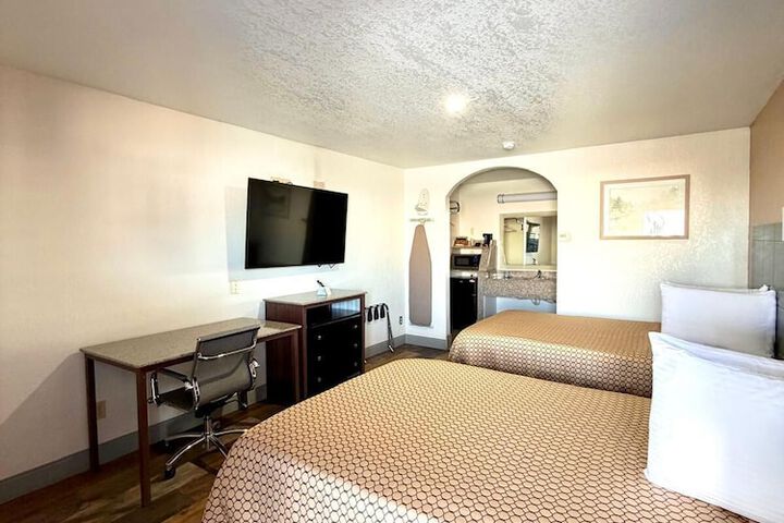 Room 2 of 12