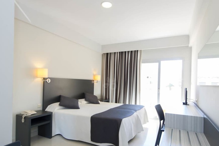 Room 13 of 55