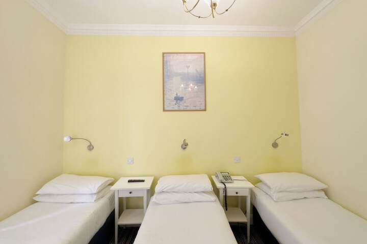 Room 76 of 113