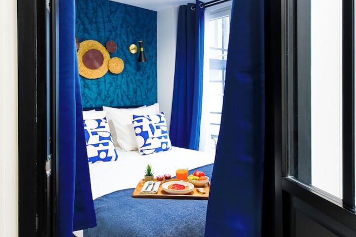 Room 36 of 216