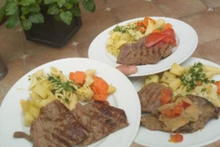 Dining 27 of 41