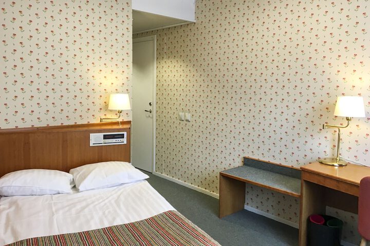 Room 19 of 71