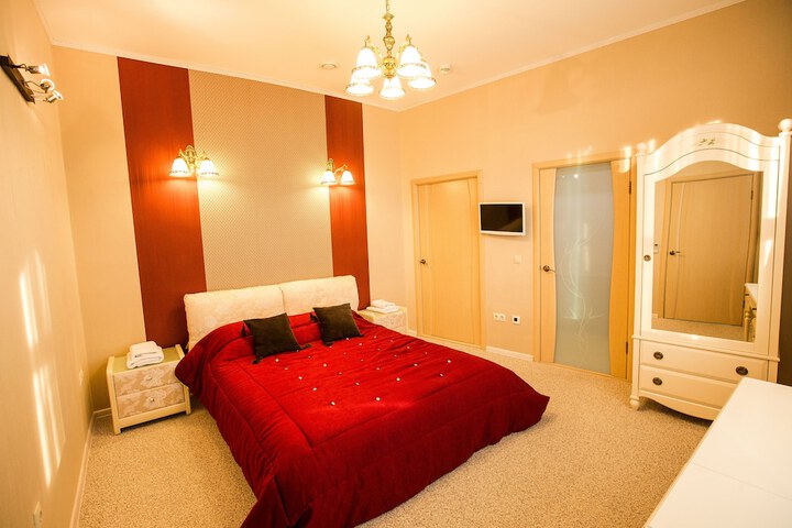 Room 19 of 35