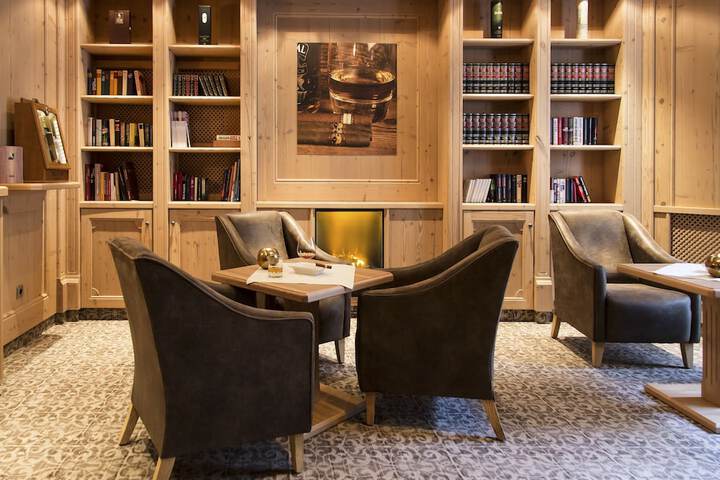 Hotel Interior 56 of 66