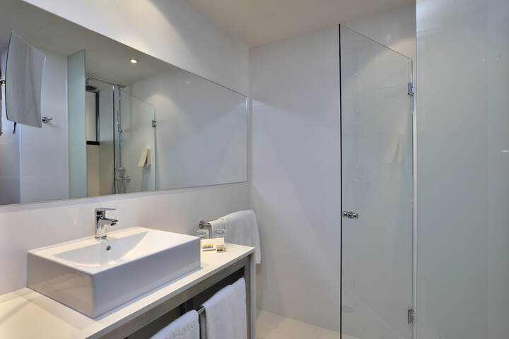 Bath Interior