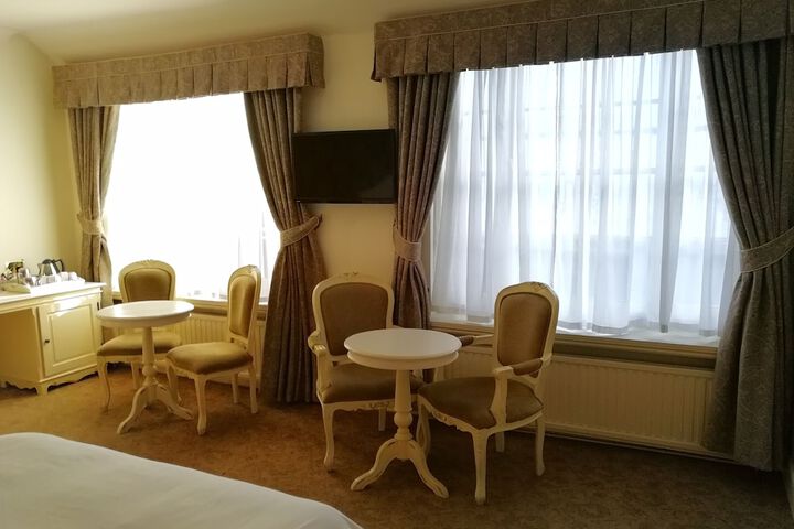 Room 36 of 132