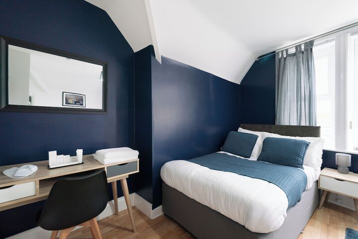 Room 34 of 51