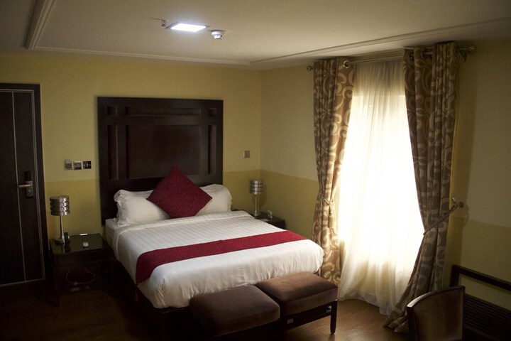 Room 18 of 44