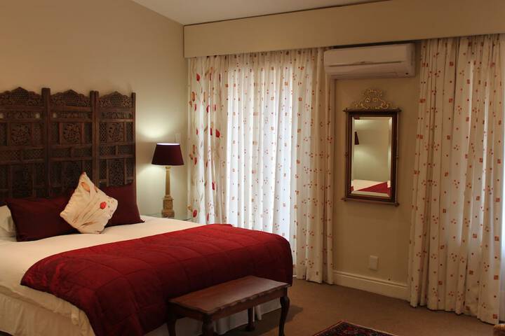 Room 3 of 61
