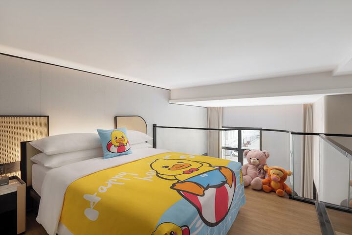 Room 26 of 72