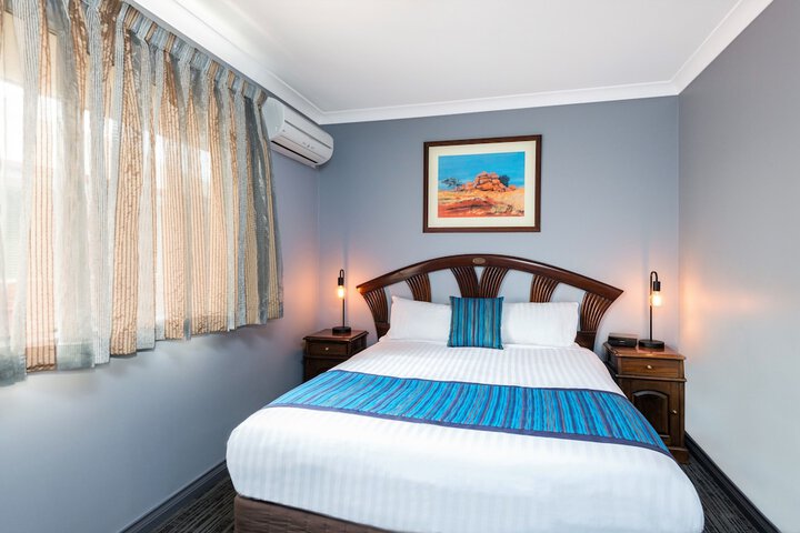 Room 6 of 36