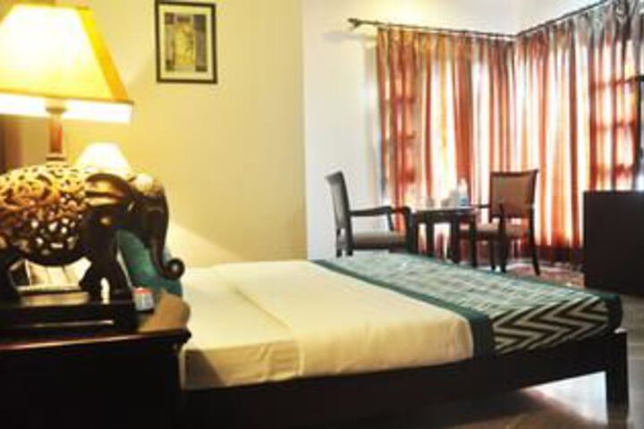OYO Rooms Noida Sector 52 Block B