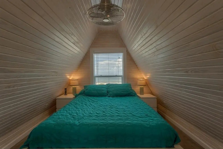 Room 3 of 13