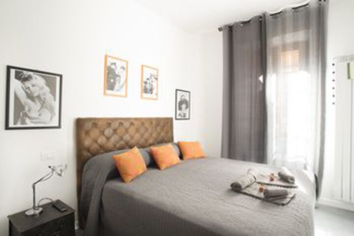 Room 8 of 30