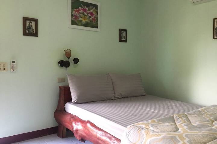 Room 112 of 154