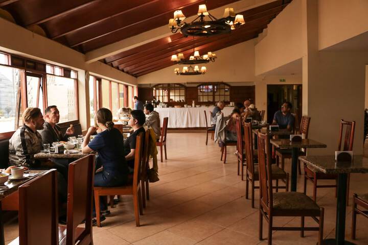 Dining 61 of 79