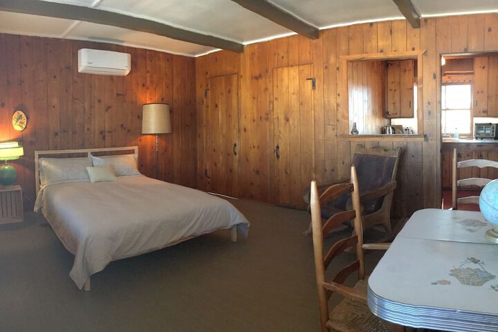 Room 16 of 58