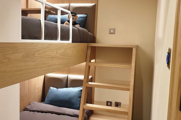 Room 11 of 22