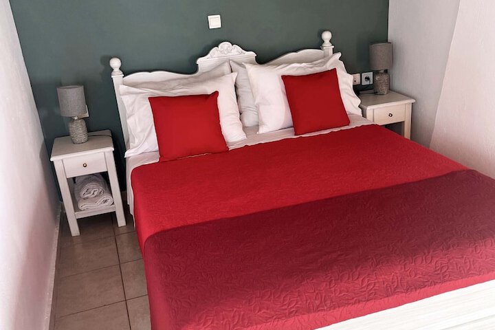 Room 15 of 89