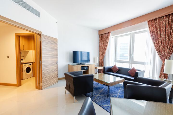 Room 44 of 98