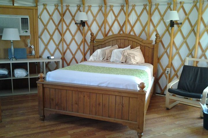 Room 8 of 36