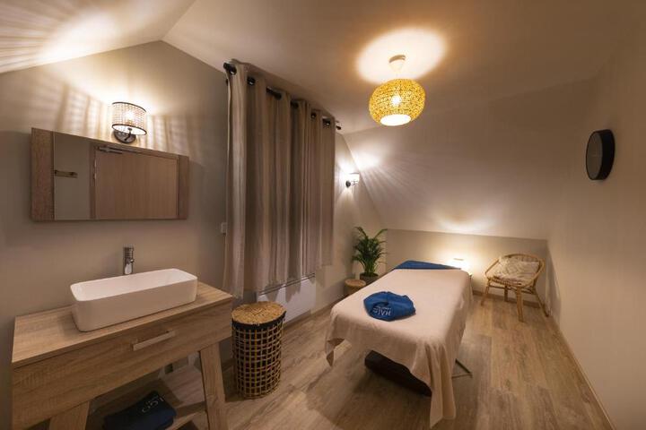 Spa 14 of 23