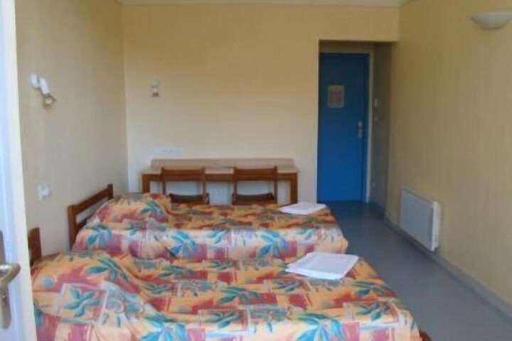 Room 6 of 21