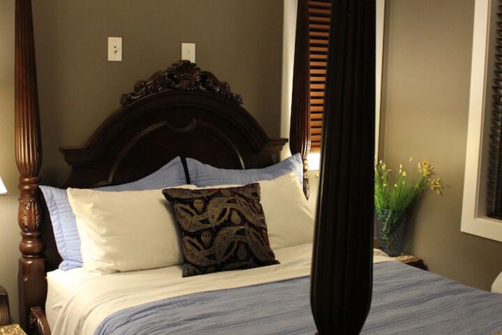 Room 7 of 159