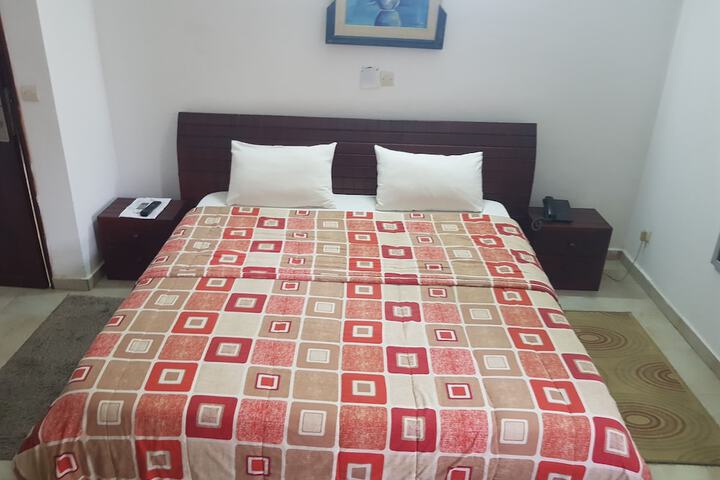 Room 45 of 130