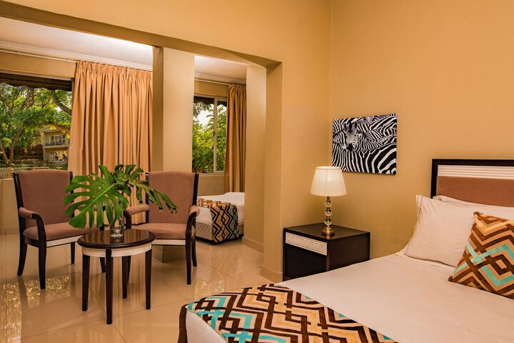 Room 2 of 20