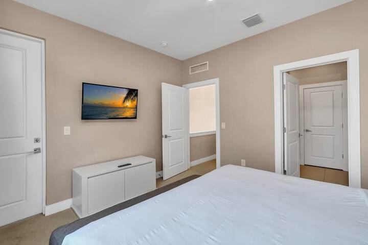 Room 5 of 46